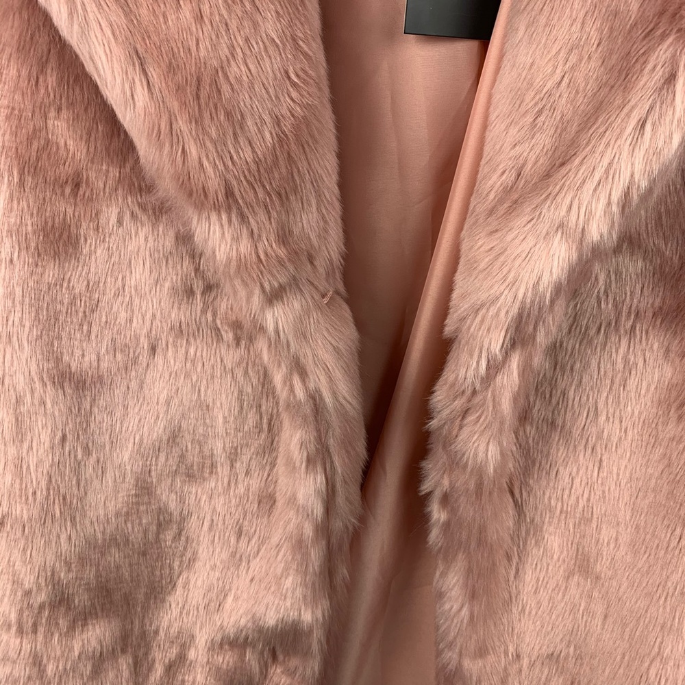 🎀Frenchy Light Pink Vegan Faux Fur Coat🎀 - Picture 7 of 9